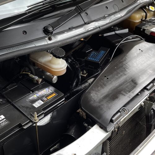 (03)reg Mazda Bongo 2.5TD Camper Van 4 Berth Silver Grey Electric Roof