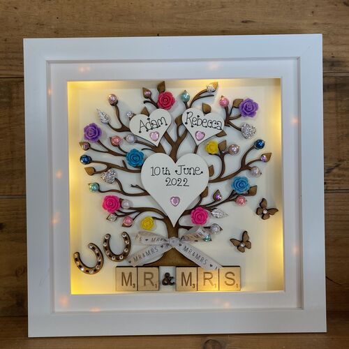 LED Mr & Mrs Wedding Frame
