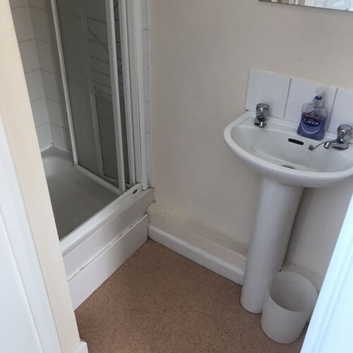 Purley Avenue Ensuite Room To Let
