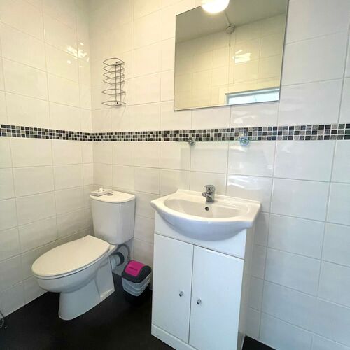 King-Ensuite - Room 03