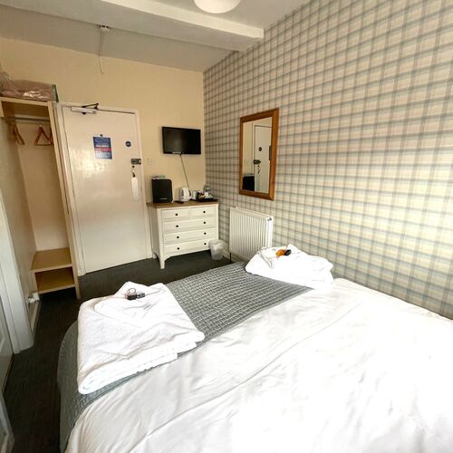 Double-Ensuite - Room 06