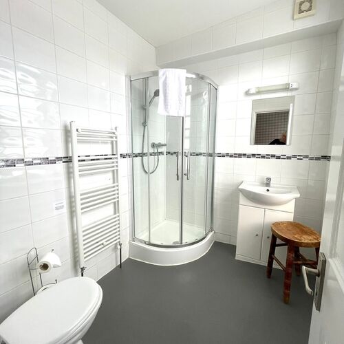Double-Ensuite-Compact - Room 07
