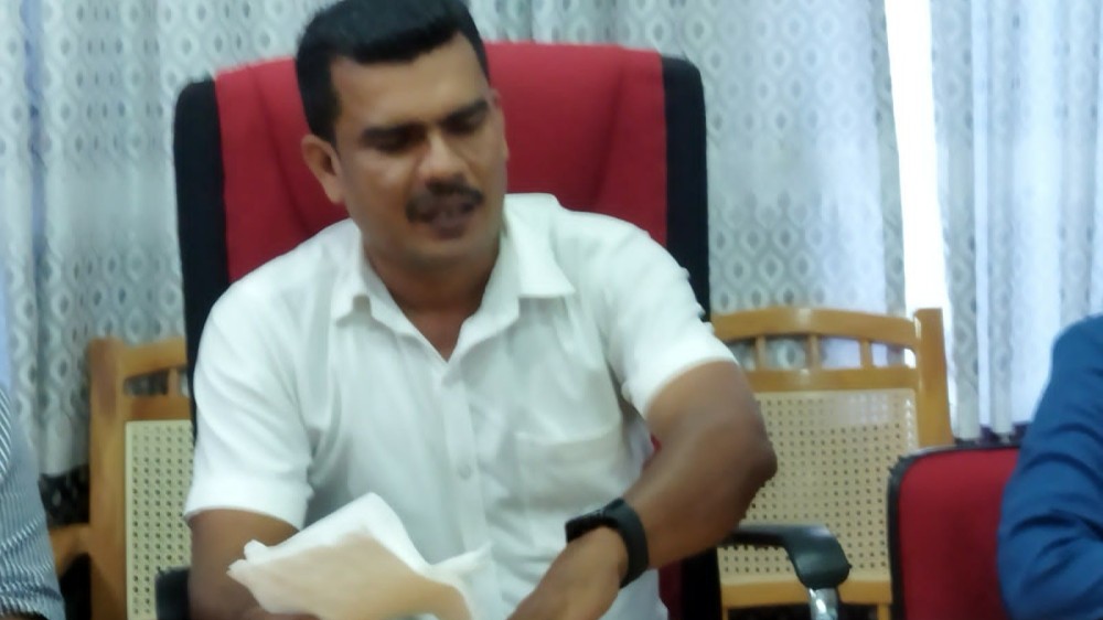 விரட்டியடிக்க மக்கள் தயார்