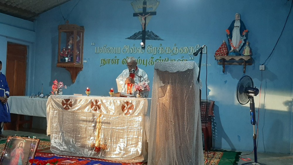 பேசாலை 100 வீட்டுத்திட்டத்தில் இறை இரக்கத்தின் திருவிழா