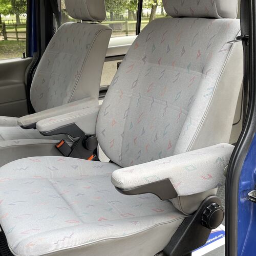 Reimo Lucky VW Transporter T4 Camper Van 2000(V)reg 4 Berth 2.5TDi SWB