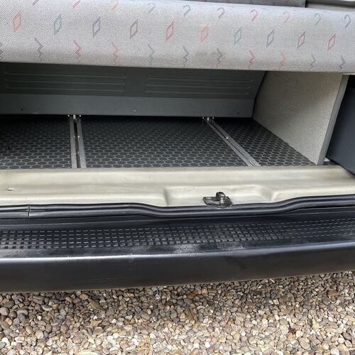 Reimo Lucky VW Transporter T4 Camper Van 2000(V)reg 4 Berth 2.5TDi SWB