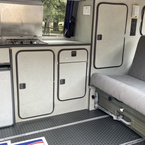 Reimo Lucky VW Transporter T4 Camper Van 2000(V)reg 4 Berth 2.5TDi SWB