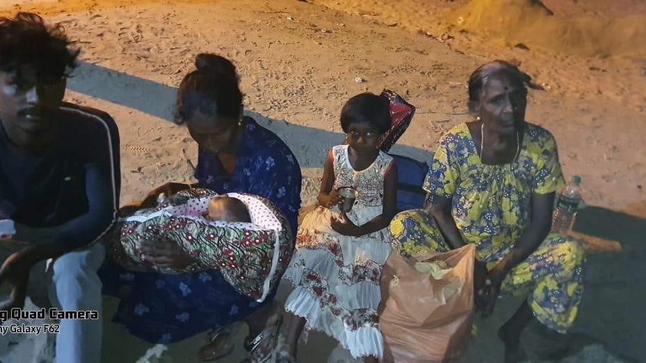 ஒரே குடும்பத்தைச் சேர்ந்த 5 பேர் தமிழகதில் தஞ்சம்