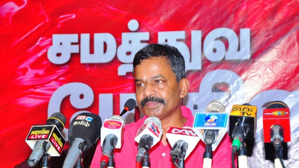 மே தினம் கிளிநொச்சி  கூட்டுறவாளர் மண்டபத்தில் இடம்பெற்றது