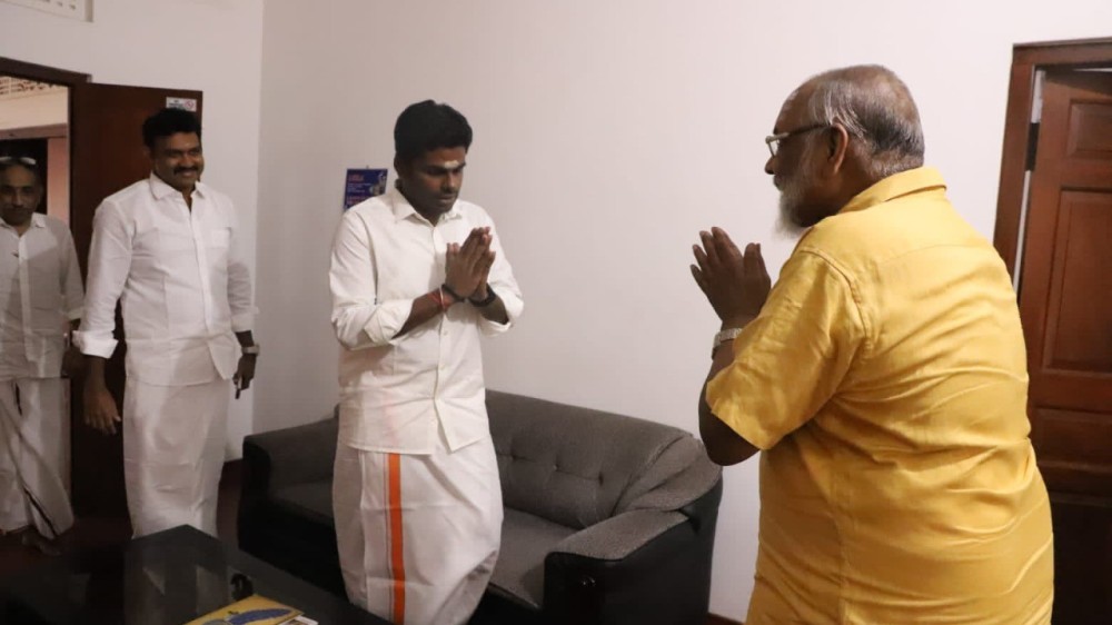 அண்ணாமலை - விக்னேஸ்வரன் சந்திப்பு | மதுபோதை யில் உள்ள கோஷ்டிகள் மோதின. இளைஞன் பலி