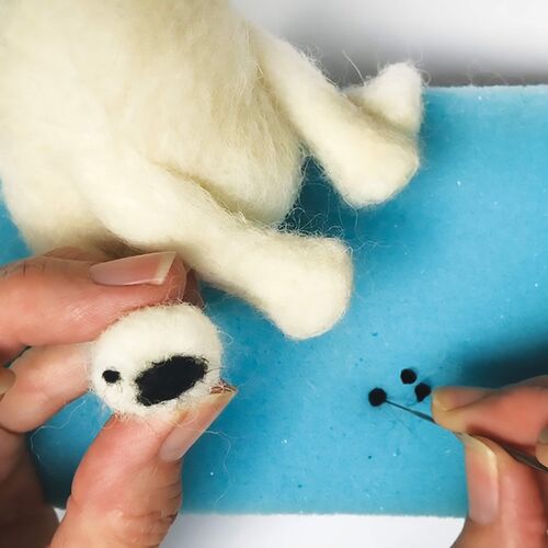 Bergin & Bath Needle Felting Kit - Polar Bear