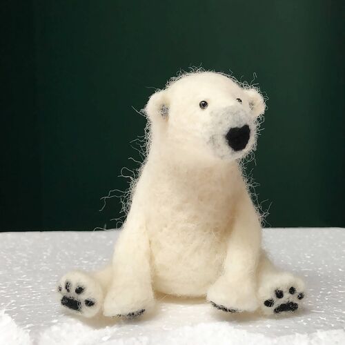 Bergin & Bath Needle Felting Kit - Polar Bear