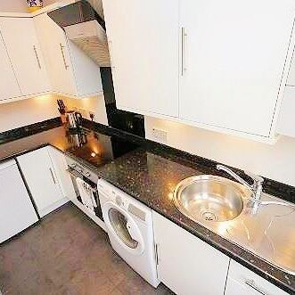 3 BEDROOMED TERRACED HOUSE FOR RENT