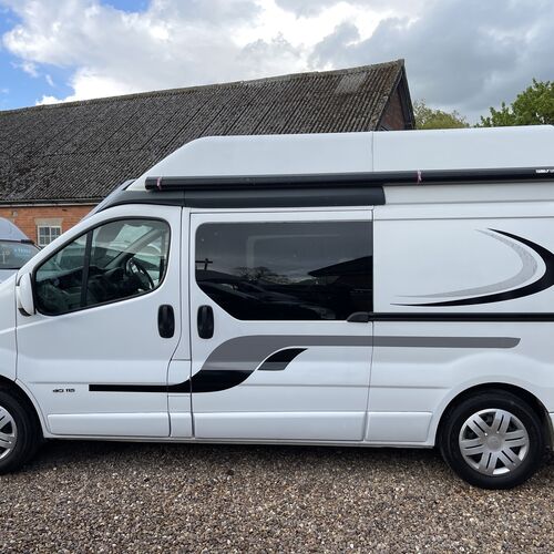 2010 (60)reg Renault Trafic 2.0 DCi 115 Hi Top Camper Van 4 Berth Sat Nav 6 Spd