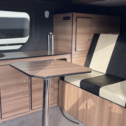 2010 (60)reg Renault Trafic 2.0 DCi 115 Hi Top Camper Van 4 Berth Sat Nav 6 Spd