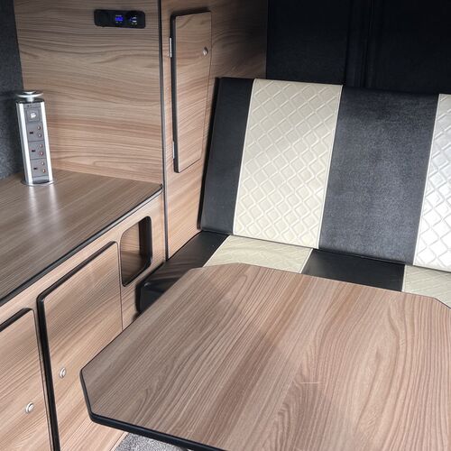 2010 (60)reg Renault Trafic 2.0 DCi 115 Hi Top Camper Van 4 Berth Sat Nav 6 Spd