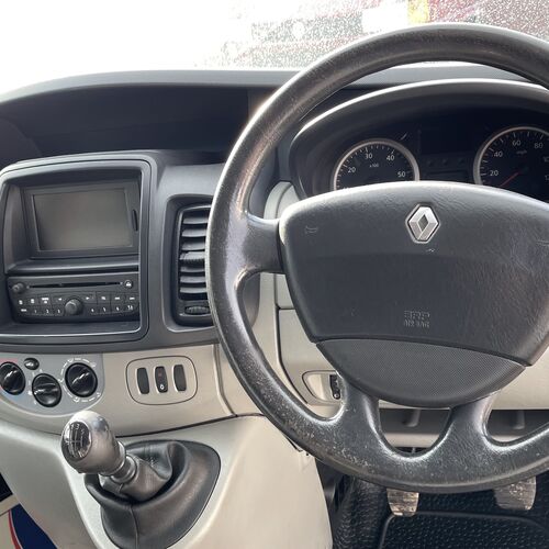 2010 (60)reg Renault Trafic 2.0 DCi 115 Hi Top Camper Van 4 Berth Sat Nav 6 Spd