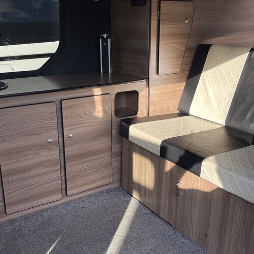 2010 (60)reg Renault Trafic 2.0 DCi 115 Hi Top Camper Van 4 Berth Sat Nav 6 Spd