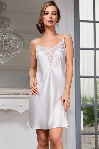 White Swan 3550 Short Nightdress