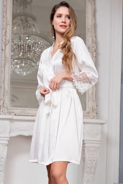 White Swan 3553 Short Dressing Gown