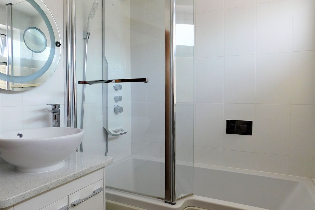 Ashgrove Road, Ashford