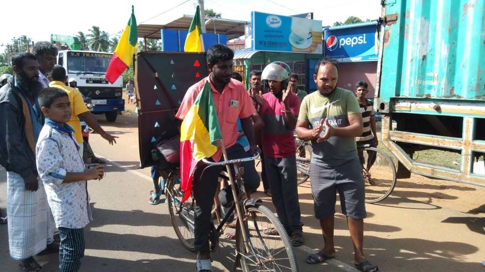 விசுவமடுவில் இருந்து காலி முகத்திடல் நோக்கி பயணித்த ஜனகவர்மன்