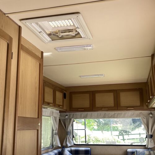 Swift Royale 610 Motorhome 4 Berth Peugeot Boxer 2.5D Only 47718 Miles - £9995