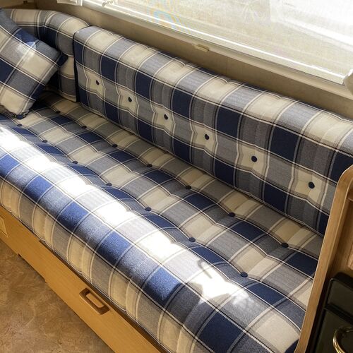 Swift Royale 610 Motorhome 4 Berth Peugeot Boxer 2.5D Only 47718 Miles - £9995