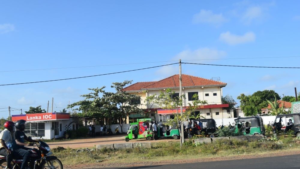 தேவைக்கில்லா எரிபொருள் இருந்தென்ன, இல்லாமல் போனால்தான் என்ன?