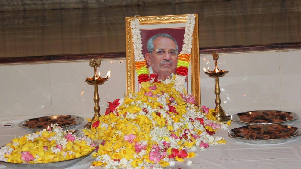 இரா துரைரட்ணசிங்கம் அவர்களின் முதலாம் ஆண்டு நினைவஞ்சலி