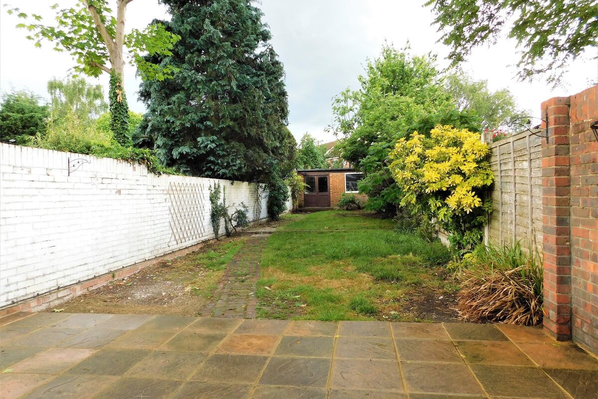 Woodberry Close, Sunbury