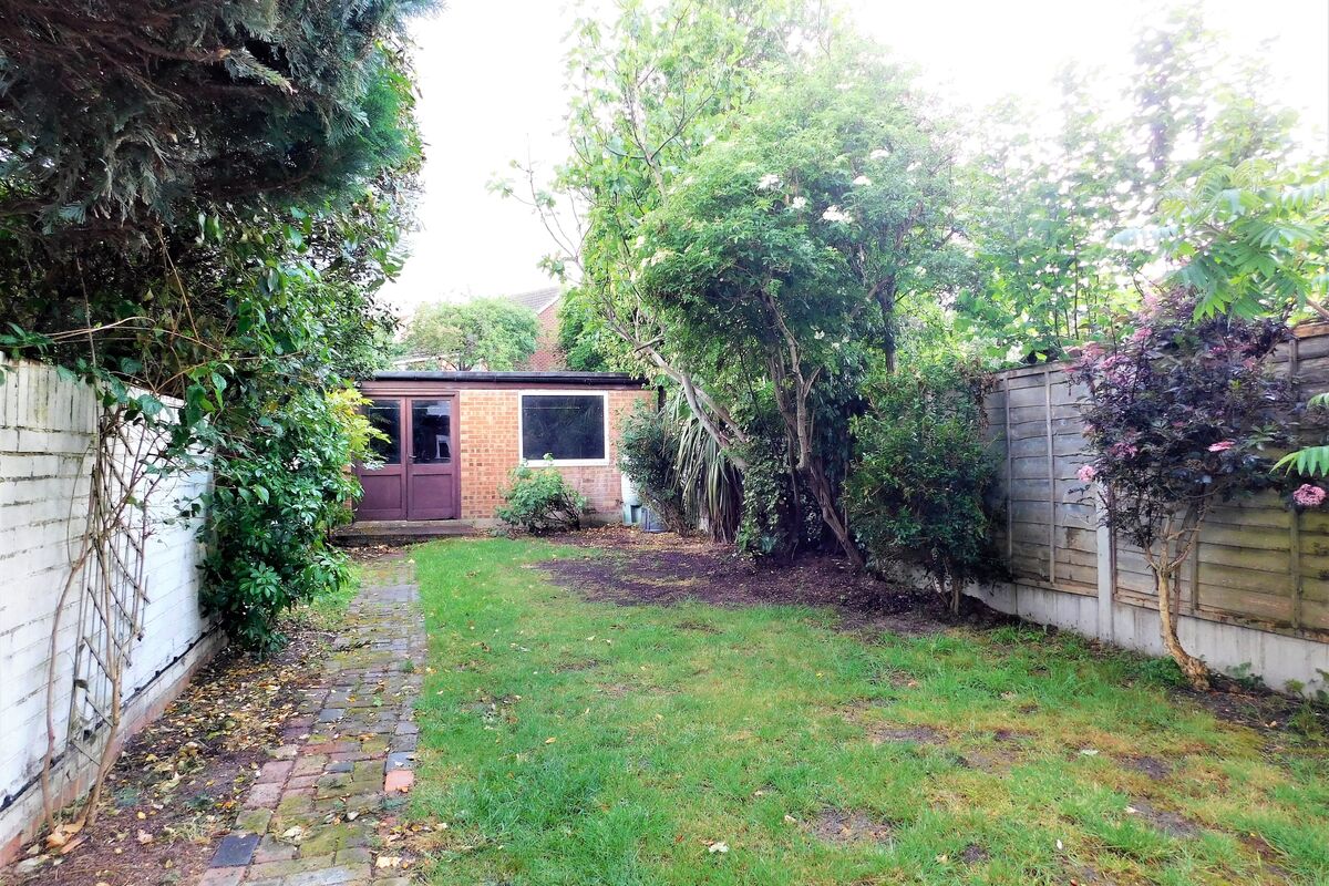 Woodberry Close, Sunbury