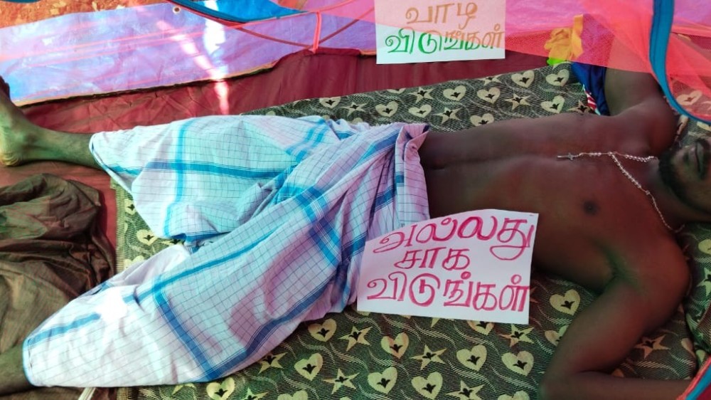 உண்ணாவிரதப் போராட்டத்தில் இந்தியாவில், ஈழத்தமிழர்கள் - வாழவிடுங்கள் அன்றேல் சாகவிடுங்கள்