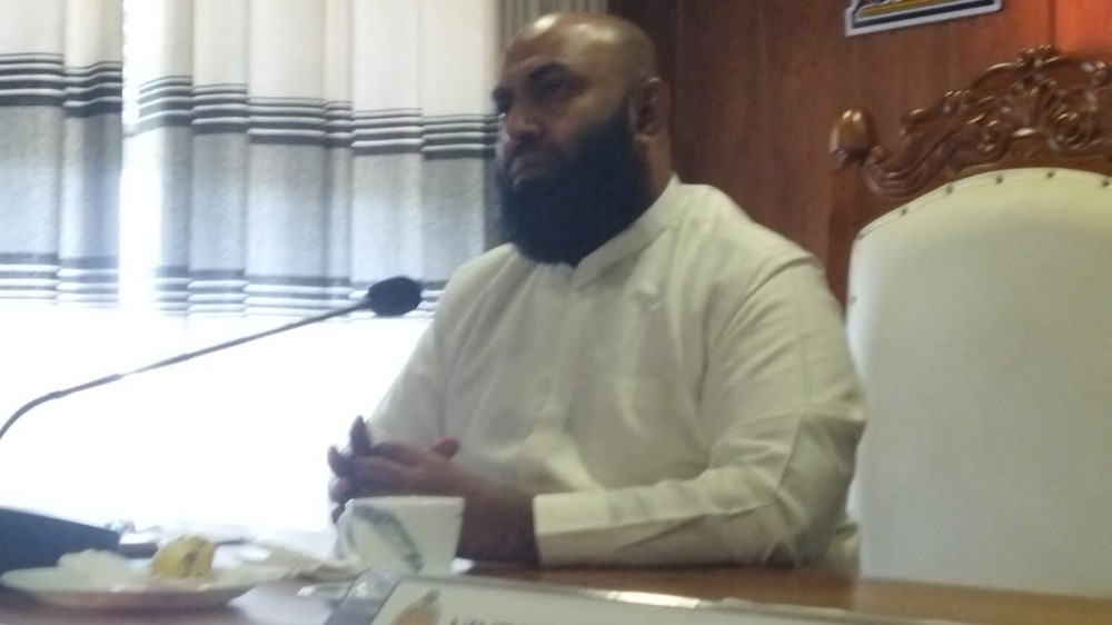 நிந்தவூர் பிரதேச சபை முன்மாதிரி - தாஹிர்