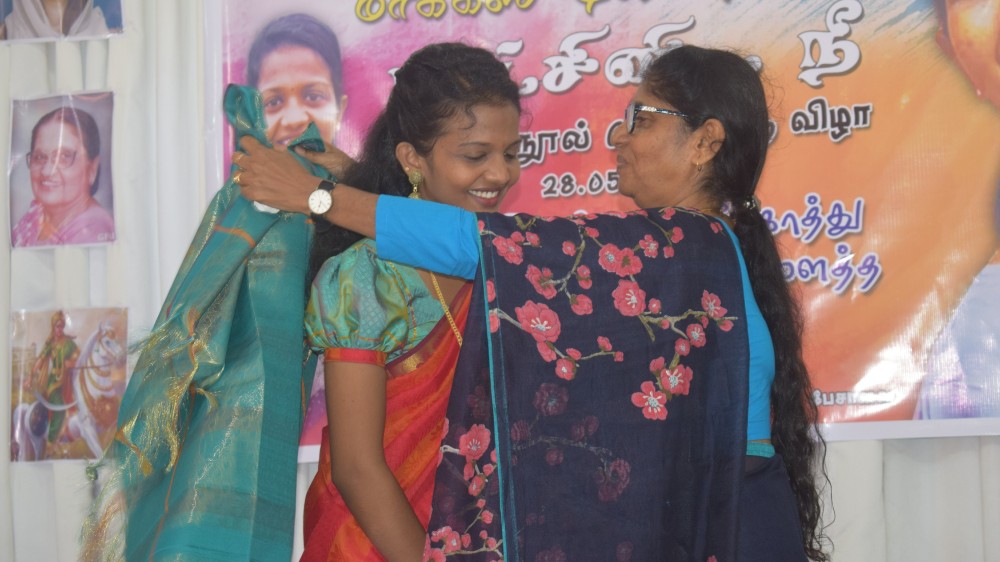 புரட்சினி (நீ) என்ற கவிதை தொகுப்பு நூல் வெளியீட்டு விழா