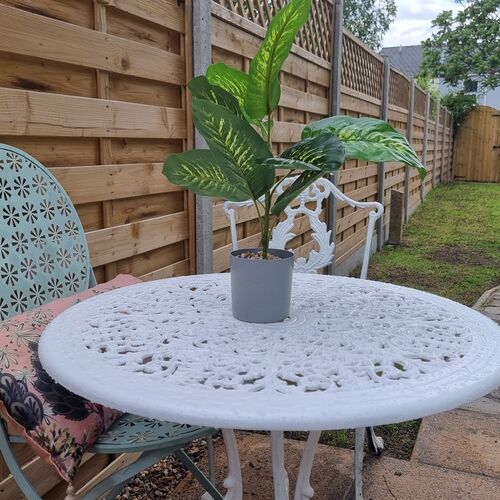 Dog Friendly 2 Bedroom Cottage with Garden In Cheltenham Centre