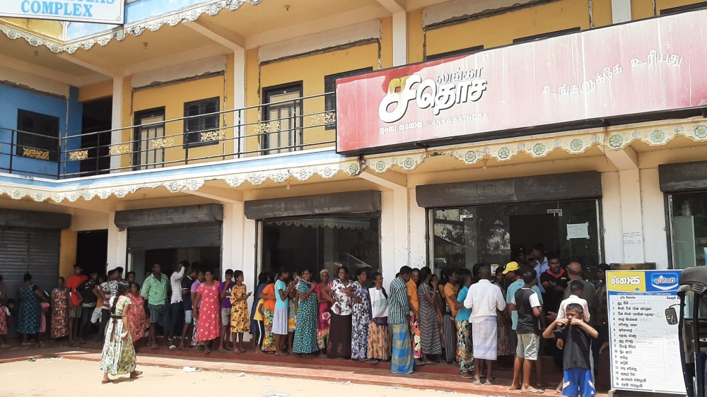 நீண்ட நாட்களுக்குப் பின் சதொச.வில் பொருட்கள் வினியோகம்