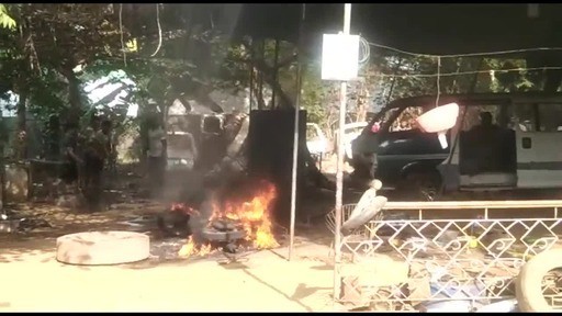 தீப்பற்றி நாசமாகிய மோட்டார் சைக்கிள்