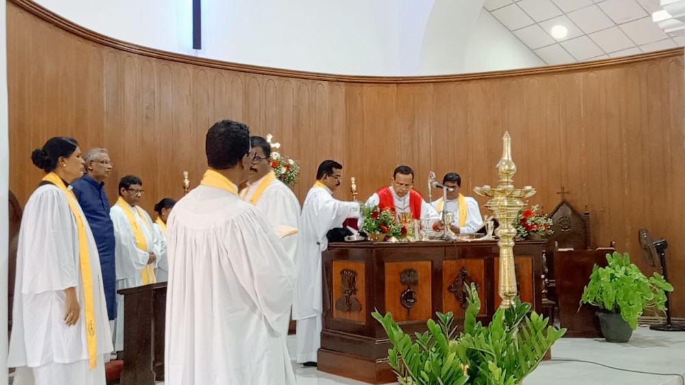 மீள் அபிஷேகம் செய்யப்பட்ட தென்னிந்திய திருச்சபை பேராலயம்