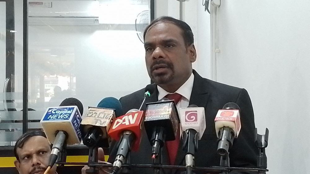 வங்கியிலுள்ள எமது பணத்தை அரசு எடுத்துவிடுமா? மறுக்கிறார் சிவானந்தன்