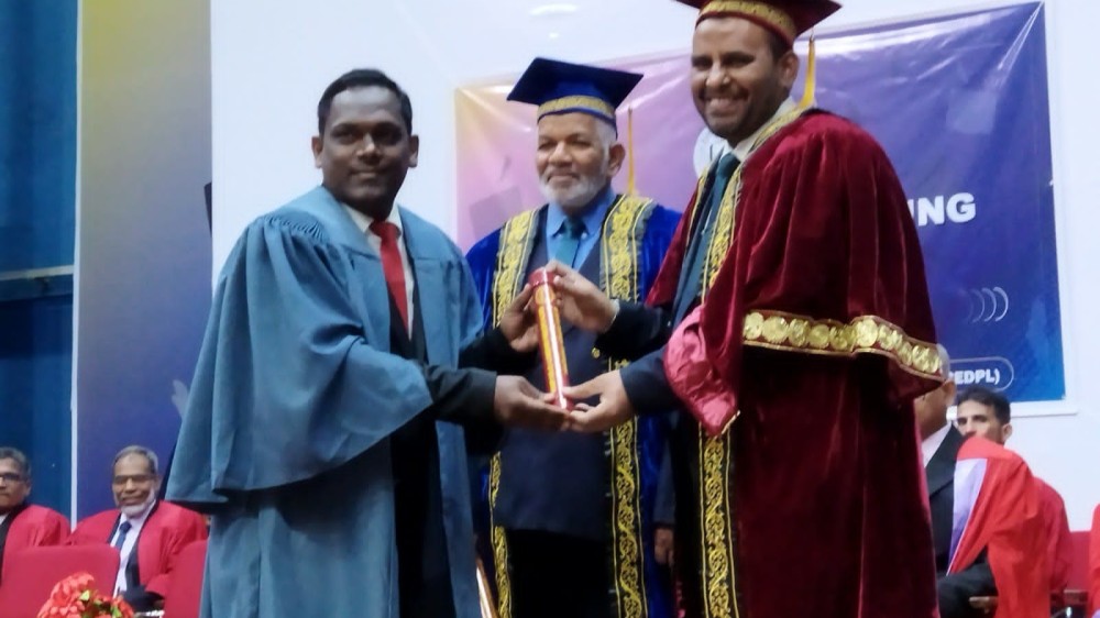 இதழியல் டிப்ளோமா சான்றிதழ்