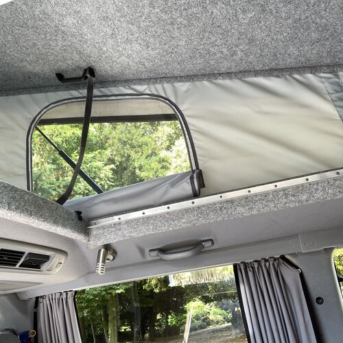 1997 Toyota Granvia Camper Van 4 Berth 2.7 Petrol Automatic 49623 Miles