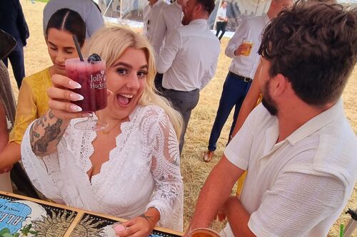 Gallery | Jolly Hucksters Mobile Bar Company | mobile bar Hertfordshire/mobile bar Buckinghamshire/mobile bar Hertfordshire/Wedding bar Buckinghamshire | wedding bar Hertfordshire | Real ale events bar /corporate events Hertfordshire/party bars Buckinghamshire/charity event bars