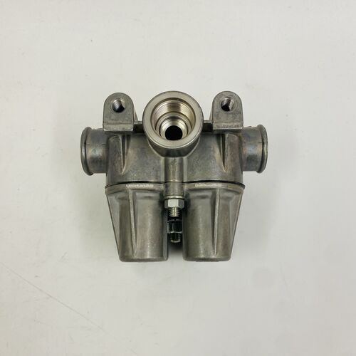 II17189 (AE4437) Four Circuit Protection Valve