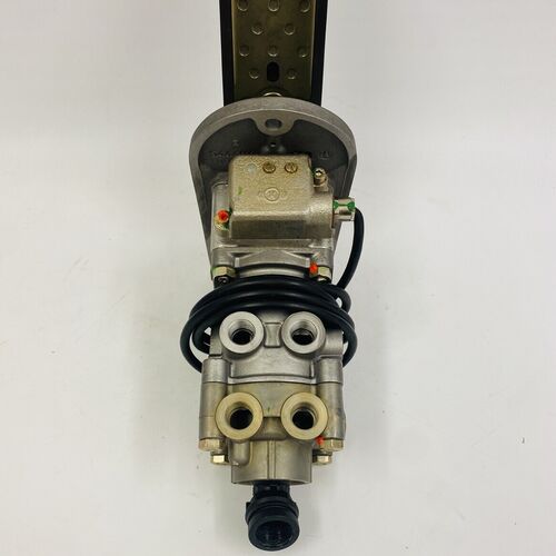 I89742 (MB4747) Foot Brake Valve (FBV)