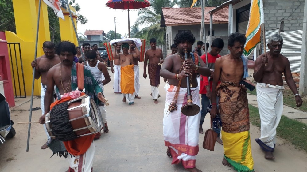 அக்கரைப்பற்று ஸ்ரீ வம்மியடிப்பிள்ளையார் ஆலயத்தின் கொடியேற்றம்