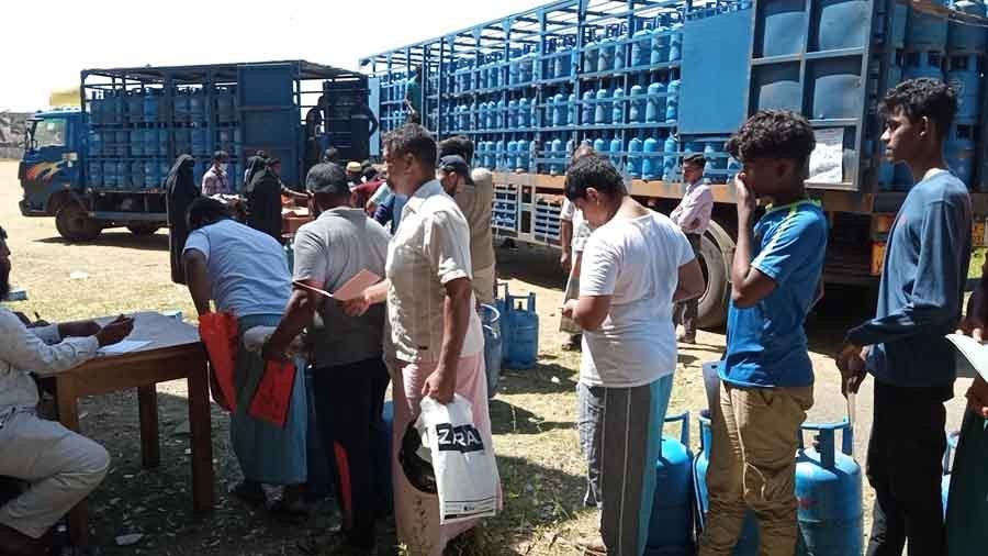 மட்டக்களப்பு மாவட்டத்தில் சமையல் எரிவாயு விநியோகம்