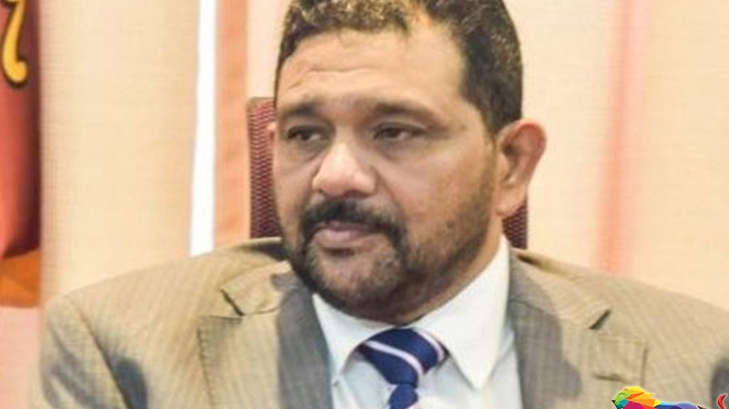 “அரசாங்க அலுவலகங்களை கையளிப்பது ஜனநாயகத்துக்கு சிறந்த முன்மாதிரி” – அசாத் சாலி!