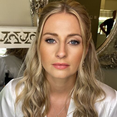 Gallery | Aldona Francis | Wedding Makeup Specialist Gloucestershire  | Award Winning Makeup Lessons in Bath  | Professional Mobile Makeup Artist Cotswolds