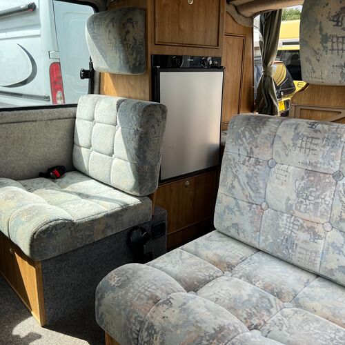 Devon Sunrise Toyota Hiace 2000 model Camper Van 2 Berth 2.4TD Heating/Toilet